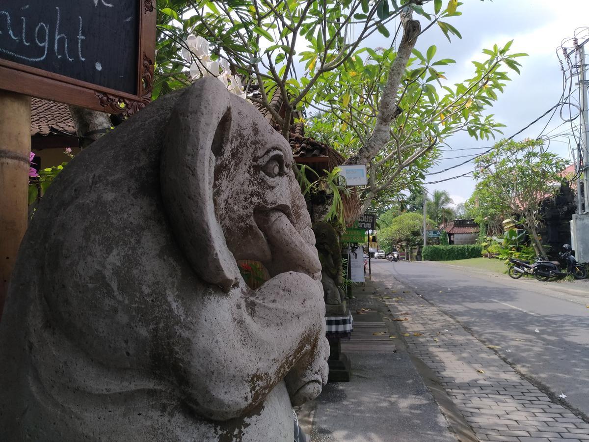 Mekenyem House Ubud エクステリア 写真